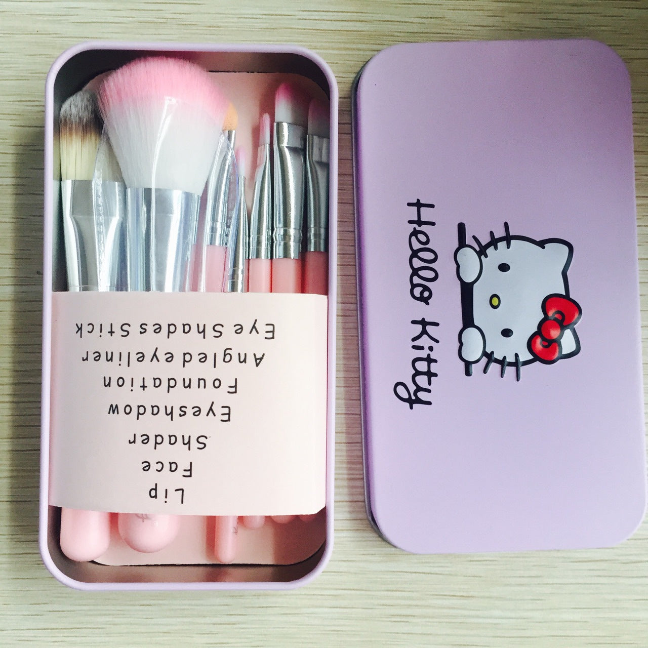 Hello Kitty makeup brush set Hello Kitty cartoon 7 piece tin makeup brush tool gifts